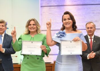 Adriane recorre outra vez para barrar aumento do próprio salário e vai “doar valor” caso não consiga