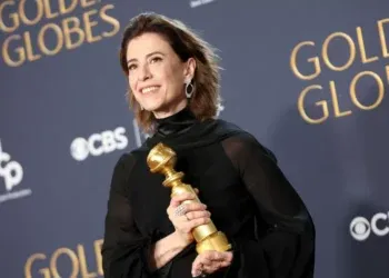 Fernanda Torres vence Globo de Ouro 2025 e faz história no prêmio