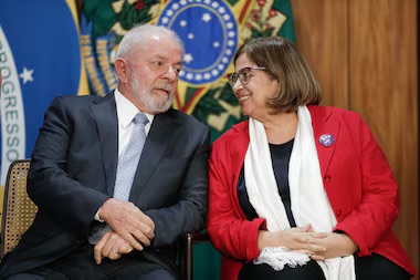 Ao cobrar respeito a hierarquia, Ministra Cida enfrenta denúncias de assédio moral 
