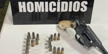 Polícia Civil prende suspeito de homicídio em flagrante por posse irregular de arma de fogo