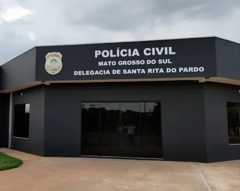 Polícia Civil de Santa Rita do Pardo prende investigado por perseguição e descumprimento de medida protetiva