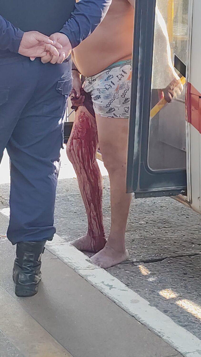 Vídeo: Homem leva facada ao defender passageira em ônibus na Capital 