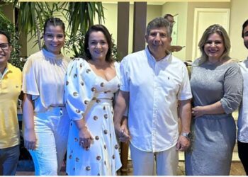 Após reunião “da paz”, Papy passa réveillon na casa da prefeita Adriane