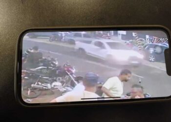 Mulher é atropelada por picape em Nova Andradina e motorista foge sem prestar socorro