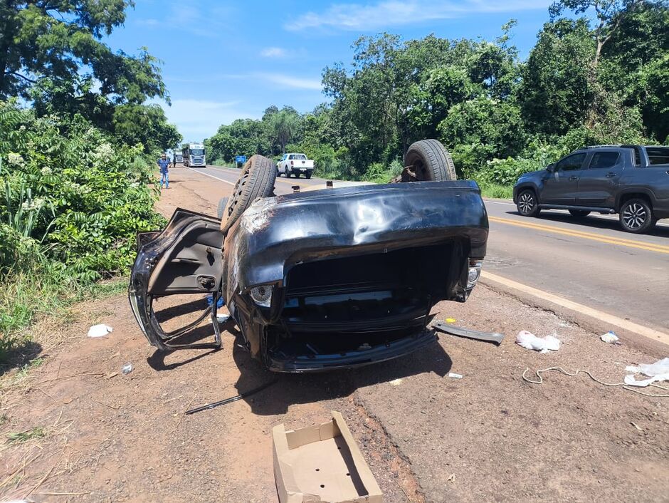 Motorista morre em capotamento na BR-262 em Terenos