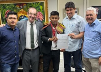 Neno Razuk anuncia doação de caminhonete para sete comunidades em Sidrolândia