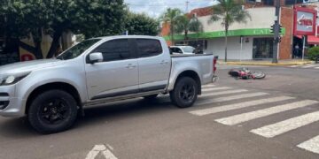 Acidente entre moto e caminhonete deixa motociclista ferido em Três Lagoas