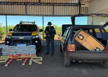 Traficante abandona carro cheio de maconha após perseguição em Nova Andradina