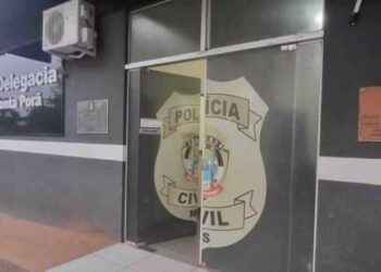 Mulher é presa em flagrante após esfaquear marido em Ponta Porã