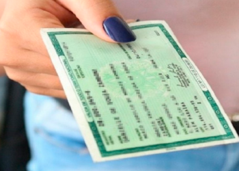 “Você não é mulher, você é homem”: médico grita com mulher trans e caso acaba na delegacia