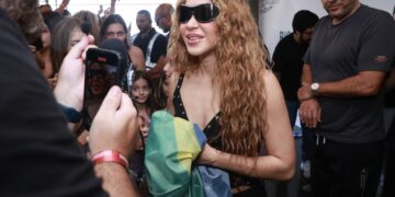 Deusa do POP, Shakira chega ao Brasil em grande estilo
