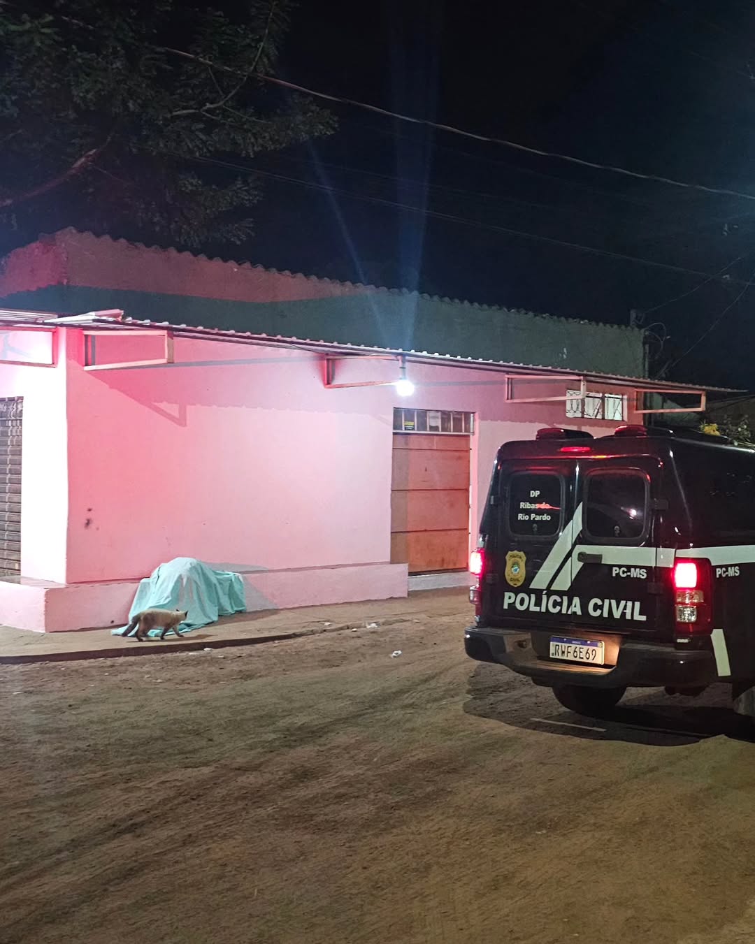 Vídeo: Jovem é baleado e morre em calçada de bar em Ribas 