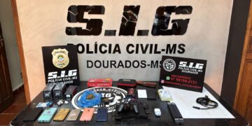 Dupla é presa por furto em loja de celulares em Dourados