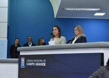Prefeita Adriane participa da abertura do ano legislativo na Casa de Leis e reafirma compromisso com avanços em Campo Grande Prefeita Adriane participa da abertura do ano legislativo na Casa de Leis e reafirma compromisso com avanços em Campo Grande