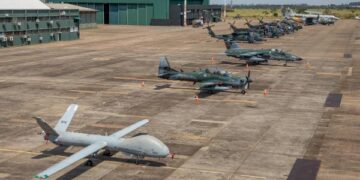 Concurso público da FAB: 345 vagas disponíveis com salários de até R$ 8.245