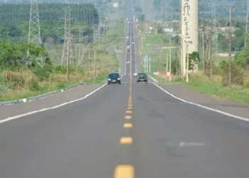 Homem de 24 anos morre atropelado por ônibus na BR-262 em Terenos