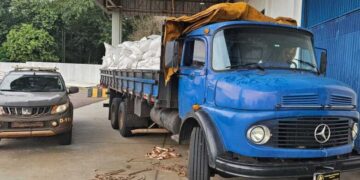 Caminhoneiro é preso em Tacuru transportando quase uma tonelada de agrotóxicos contrabandeados