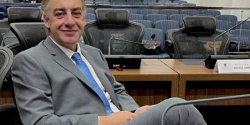 Escolhido pelo PL, Neno Razuk vai assumir cadeira na CCJR