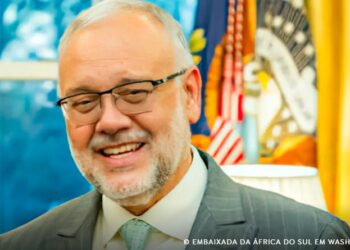 EUA declaram embaixador da África do Sul persona non grata