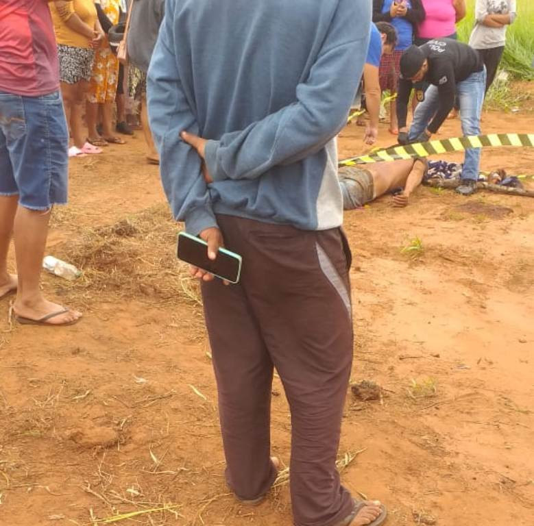 Jovem é assassinado a pauladas e 15 facadas durante bebedeira em Caarapó