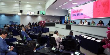 Mulheres são homenageadas com entrega da Medalha Legislativa “Celina Martins Jallad”