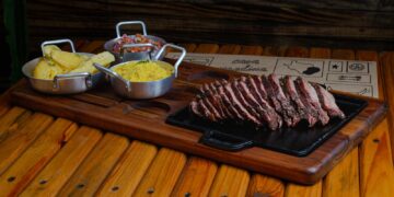 Casa Medina celebra 1 ano com sabor do American BBQ em Campo Grande