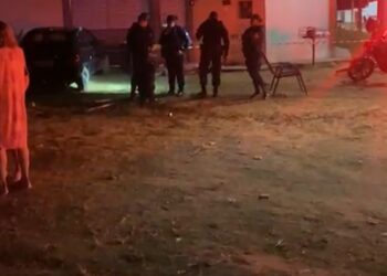 Homem é assassinado a tiros no Los Angeles; suspeitos estavam em moto