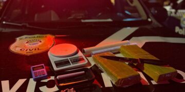 Duas mulheres são presas por tráfico de drogas em Chapadão do Sul