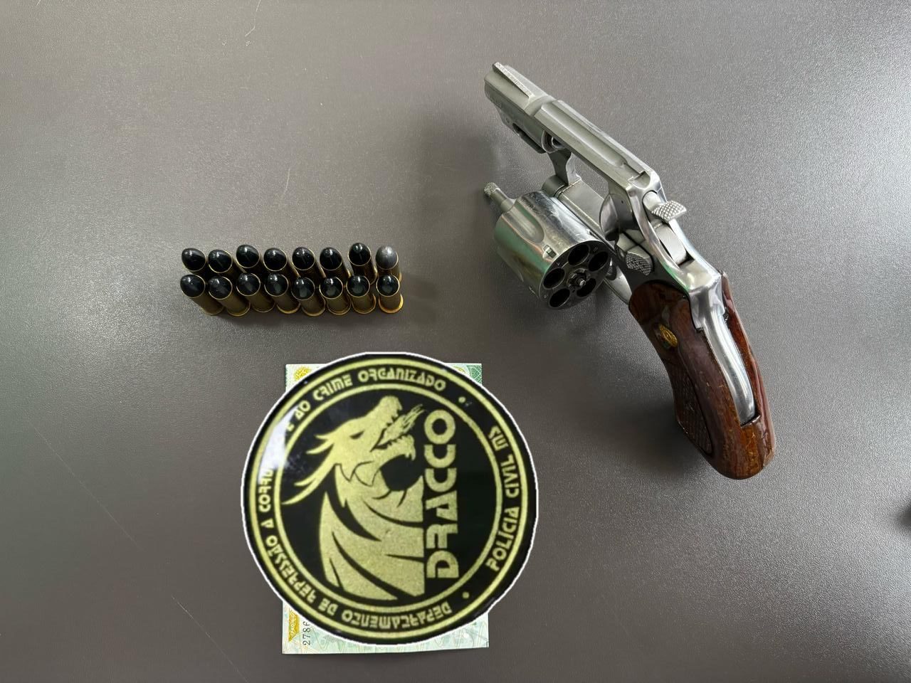 DRACCO prende homem armado em flagrante durante operação em Campo Grande