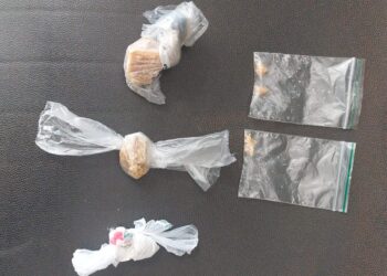 Mulher presa por tráfico e envolvimento em homicídio no Jardim Colibri