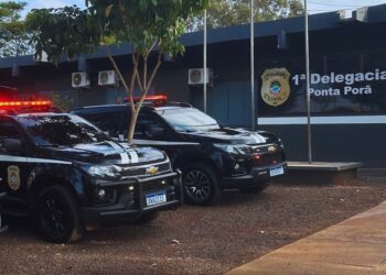 Homem invade hotel e agride ex-companheira em caso de violência doméstica que termina em prisão