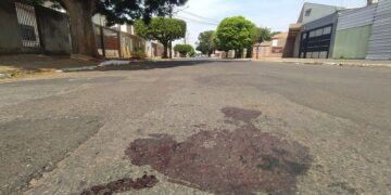 Homem é brutalmente agredido após confusão em bar na Vila Almeida