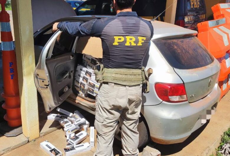 PRF Apreende 7.500 Maços de cigarros em carro abandonado em Bataguassu