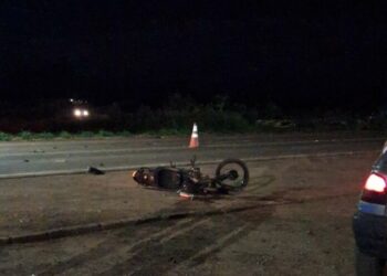 Homem morre em colisão entre motocicleta e caminhonete na MS-164