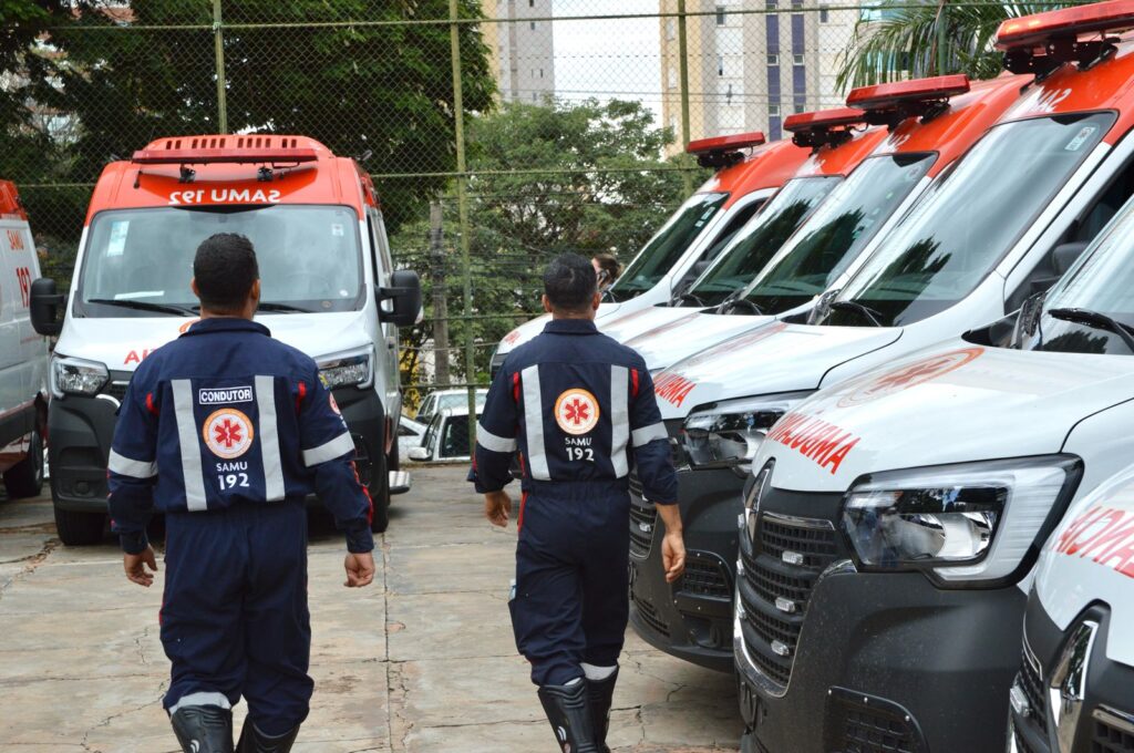 Morador é atingido por tiros de chumbinho ao fechar portão de casa em Anhanduí