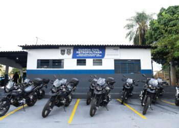 Prefeitura entrega 14 motocicletas para GCM, dando mais agilidade e segurança à população