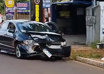 Colisão em Campo Grande deixa idoso ferido e trânsito lento na Rua Joaquim Murtinho
