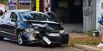 Colisão em Campo Grande deixa idoso ferido e trânsito lento na Rua Joaquim Murtinho