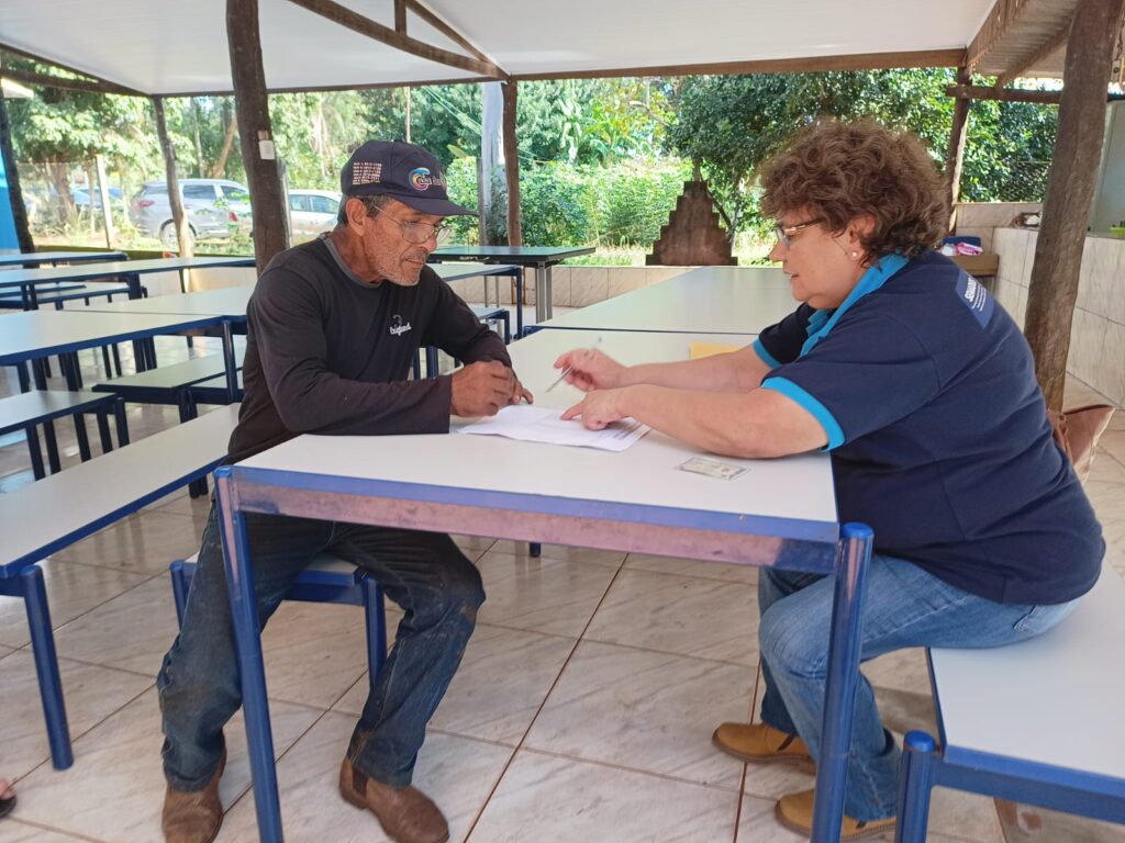 Moradores da comunidade do Aguão recebem registros gerais solicitados durante Ação Agro Social Moradores da comunidade do Aguão recebem registros gerais solicitados durante Ação Agro Social