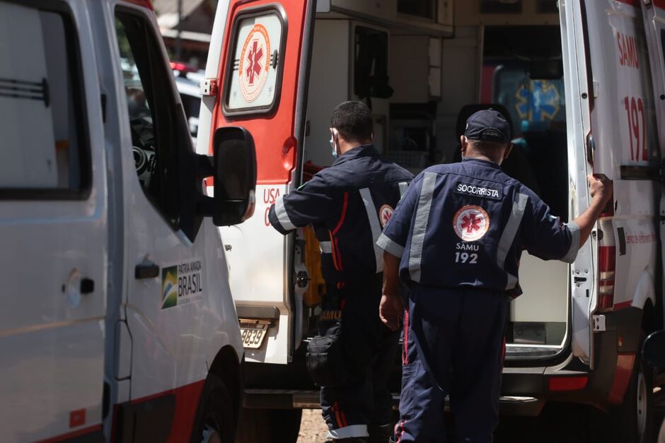 Criança de 12 anos é atropelada por ônibus após sair da escola em Maracaju; estado de saúde é grave