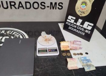 Polícia intercepta suspeito de tráfico e recupera objeto furtado em Dourados
