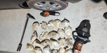 PRF apreende 19 kg de cocaína escondidos em tanque de combustível na BR-262, em Corumbá