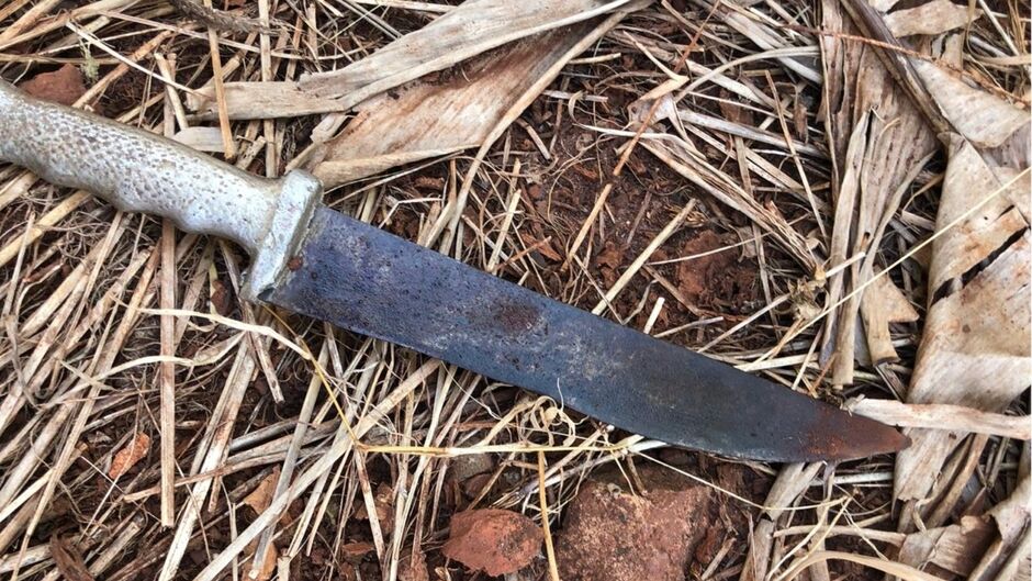 Mesmo ferido, jovem esfaqueado ajuda polícia a identificar agressores em Anaurilândia