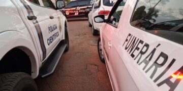 Homem é encontrado morto em estado de decomposição dentro de casa no Bairro Los Angeles