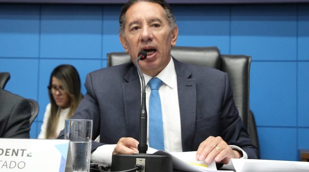 Presidente da ALEMS publica decreto legislativo que ratifica convênios e protocolos do ICMS