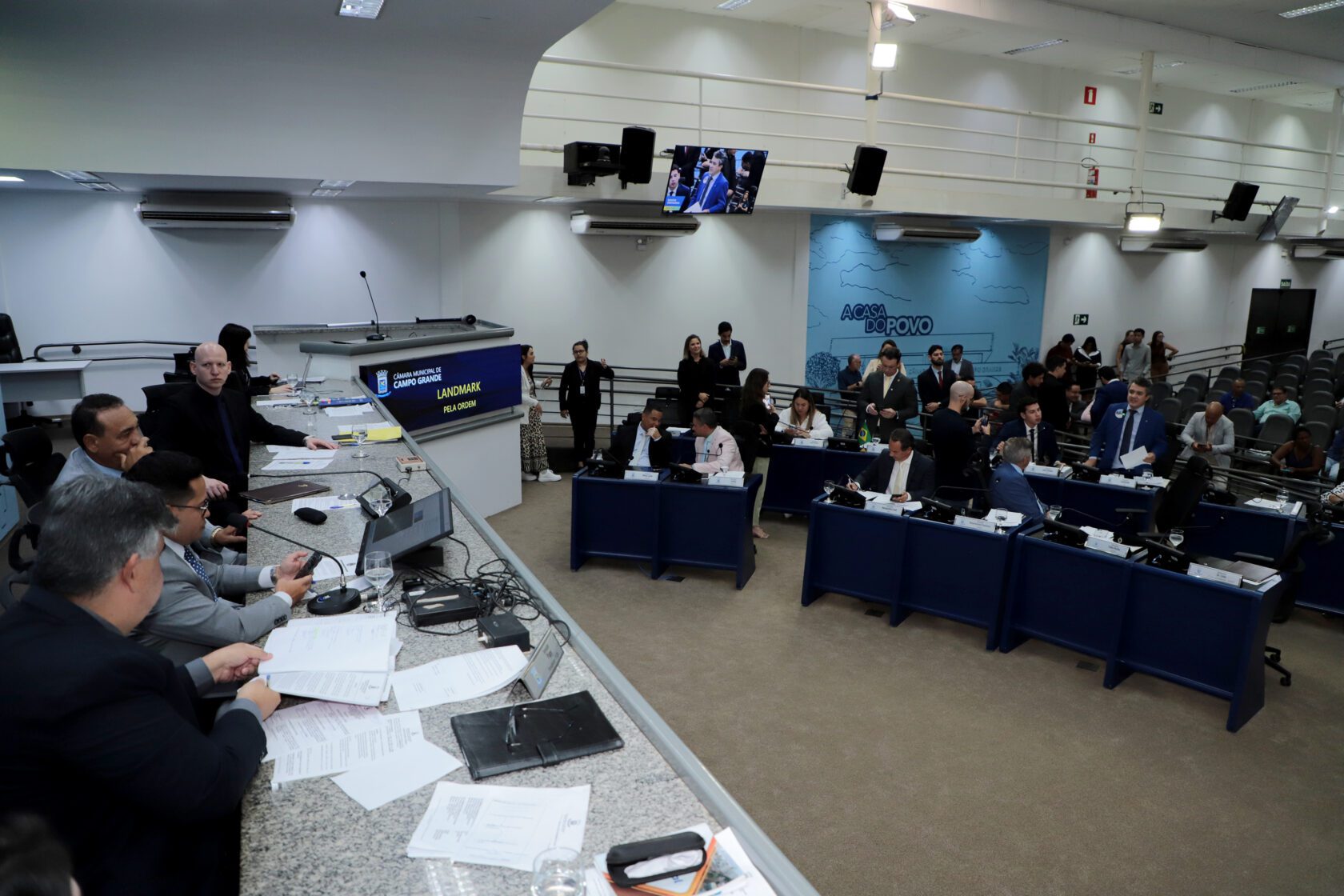 Vereadores aprovam seis projetos na sessão desta quinta-feira