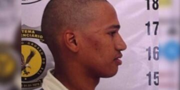 Vídeo: Gaguinho surta no Indubrasil, bate na mulher, no sogro, enfrenta a PM com faca e leva bala 