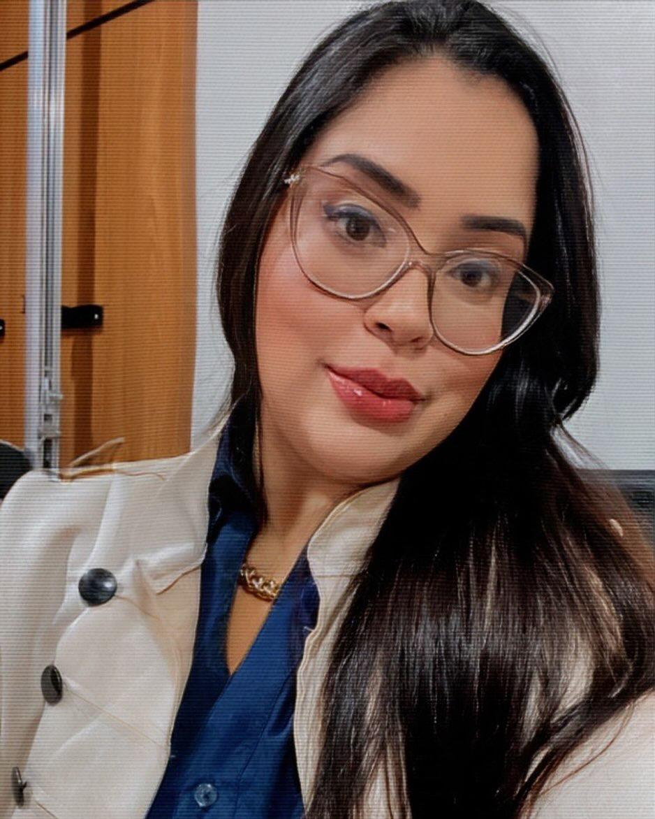 Após ver o ex com outra, mulher é encontrada em chamas e morre em frente a casa dele