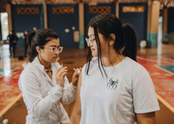 Mais de 6,6 mil pessoas são vacinadas em ação do Dia D e Capital avança na cobertura 