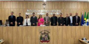 Crise? Em Água Clara, farra das diárias vereadores engordam ‘salários’ até três vezes mais